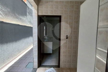 Sobrado à venda com 3 quartos, sendo 1 suíte,  em Jardim Pinheiros, São Paulo, SP