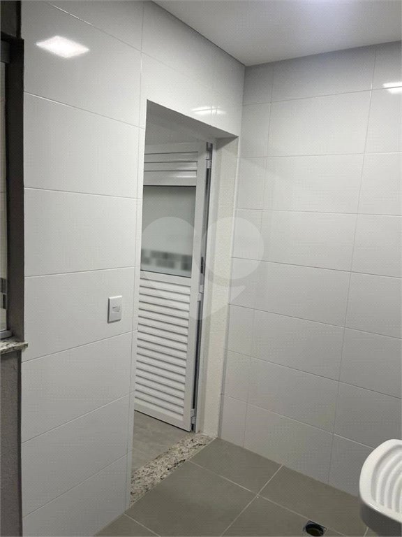 Sobrado à venda com 3 quartos, sendo 1 suíte, em Parque Vitória, São Paulo, SP