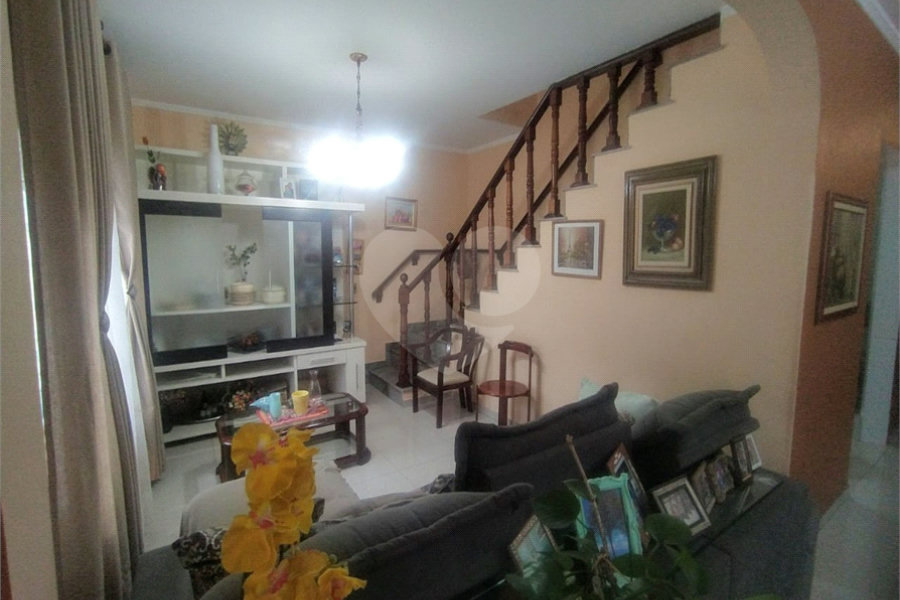Casa à venda com 10 quartos, sendo 1 suíte, em Santa Teresinha, São Paulo, SP