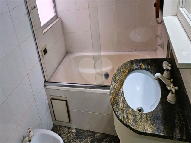 Apartamento à venda com 3 quartos, sendo 1 suíte,  em Perdizes, São Paulo, SP