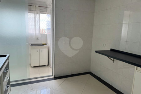 Apartamento à venda com 2 quartos em Vila Mazzei, São Paulo, SP