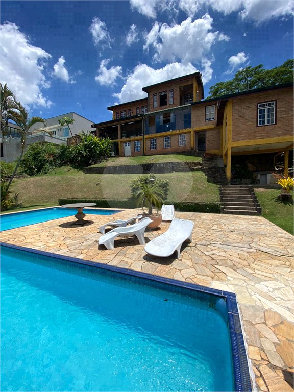 Casa à venda com 4 suítes no condomínio São Joaquim, Vinhedo - SP