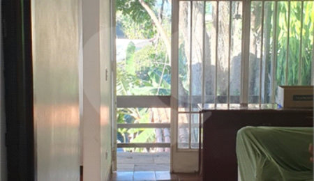 Casa Térrea à venda com 4 quartos, sendo 1 suíte,  em Tremembé, São Paulo, SP