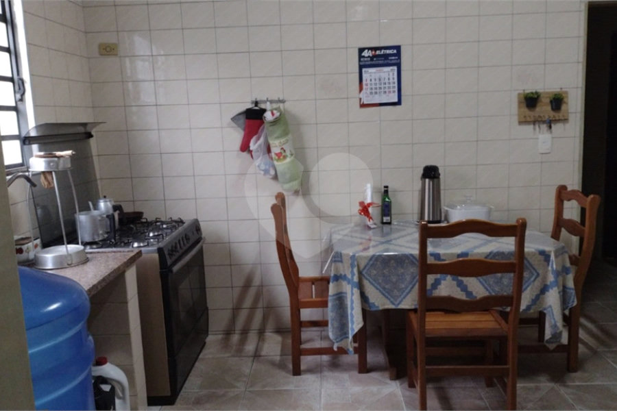 Casa Térrea à venda com 4 quartos em Jardim Vila Galvão, Guarulhos, SP