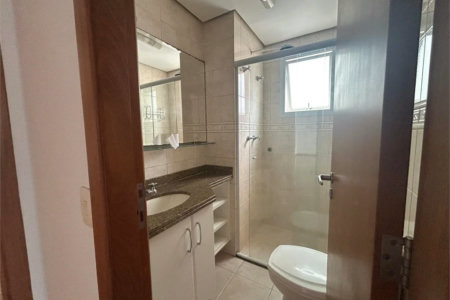 Apartamento para alugar com 3 quartos, sendo 1 suíte, em Pinheiros, São Paulo, SP
