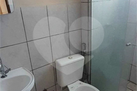 Apartamento no Condomínio Residencial Jardim das Torres