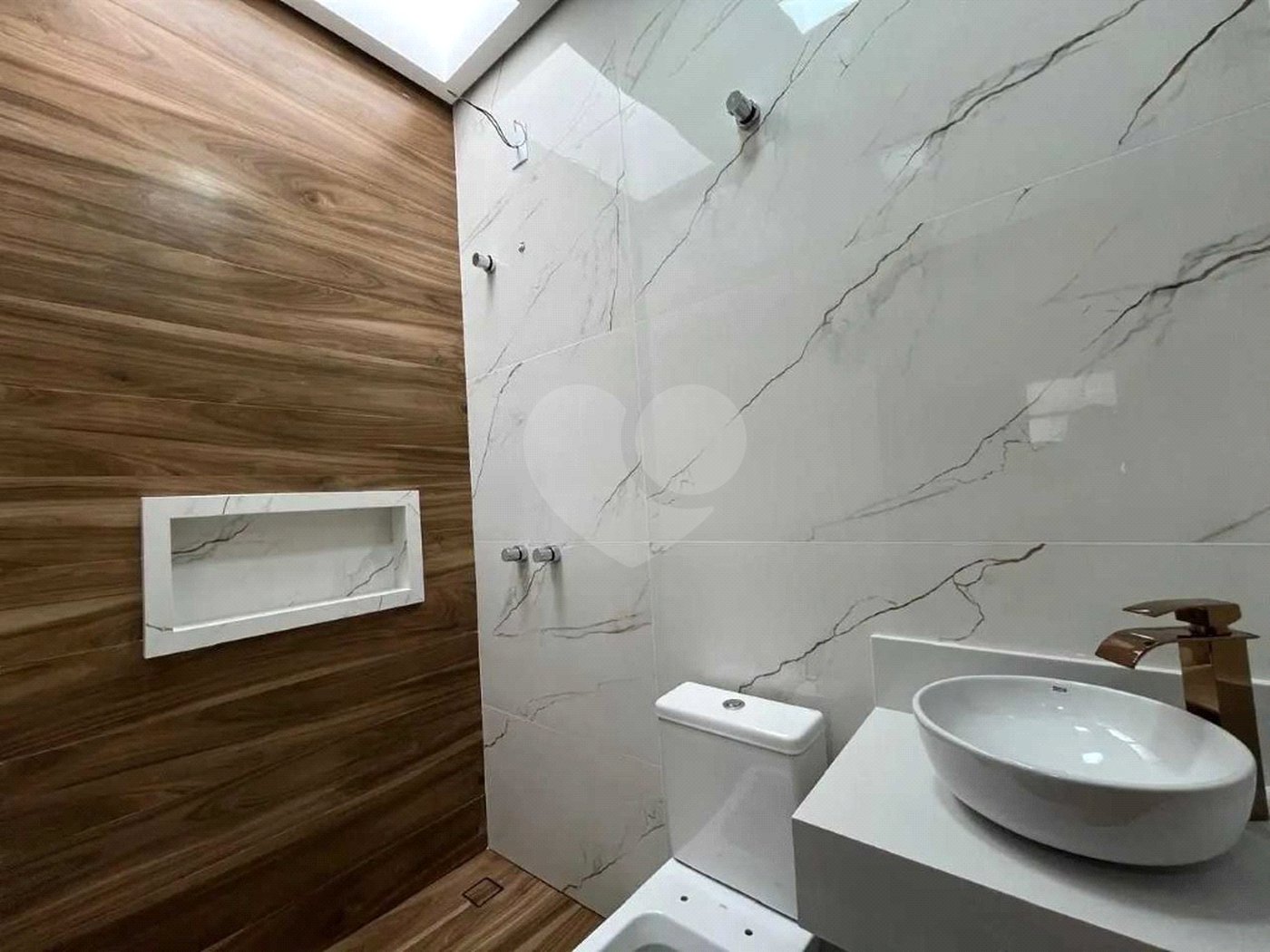 Casa à venda com 3 suítes em Jardim Residencial Campos do Conde, Sorocaba, SP