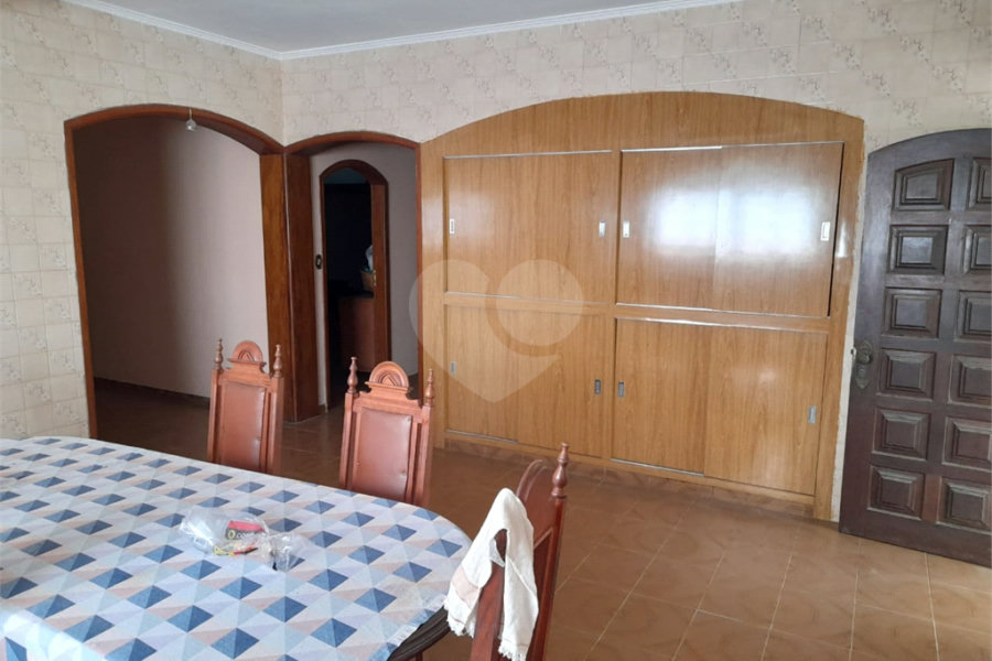 Casa à venda com 5 quartos, sendo 1 suíte, em Chácaras Bom Tempo, Franco da Rocha, SP