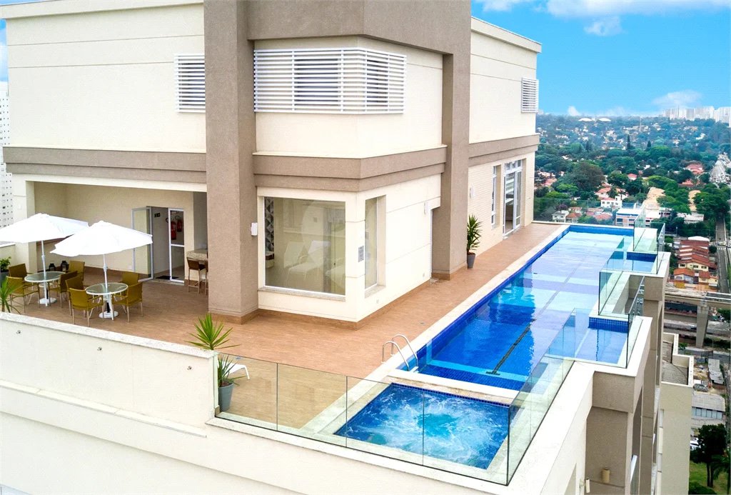 Apartamento com 43m² na região do Campo Belo em São Paulo - SP.