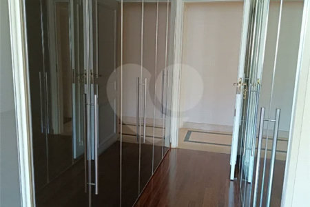 Apartamento em Higienópolis com 4 quartos e 3 vagas