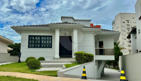 Casa à venda com 5 suítes no condomínio Parque Faber Castell - 1, São Carlos - SP