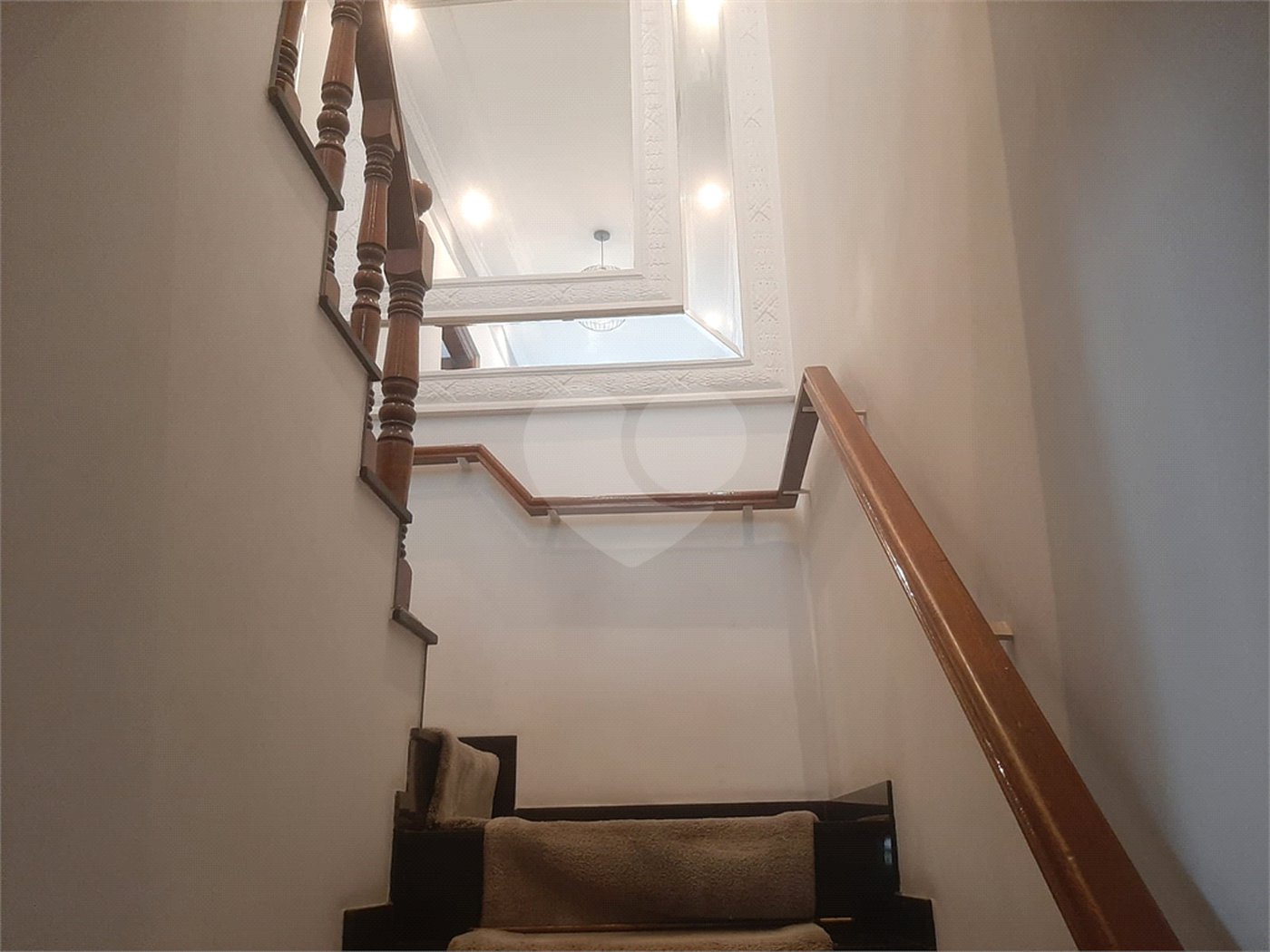 Sobrado à venda com 4 quartos, sendo 2 suítes, em Tremembé, São Paulo, SP