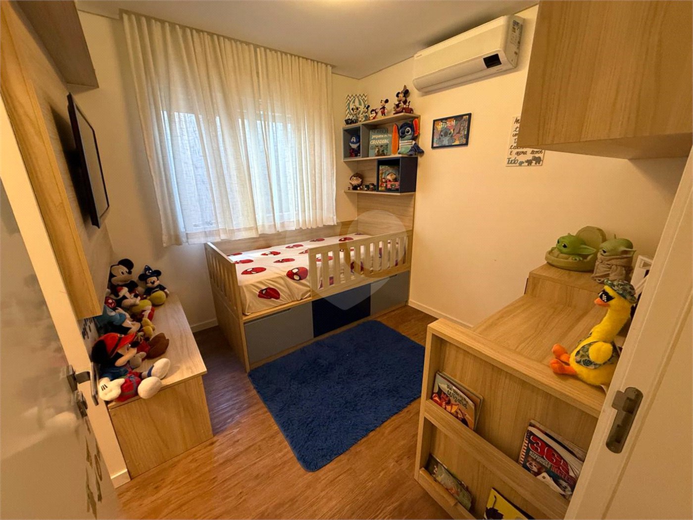 Sobrado à venda com 5 quartos, sendo 3 suítes, em Jardim Franca, São Paulo, SP