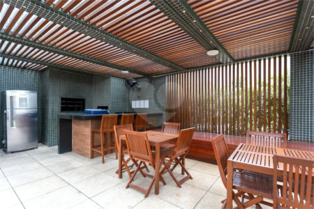 Apartamento à venda com 3 quartos, sendo 1 suíte, em Vila Anastácio, São Paulo, SP