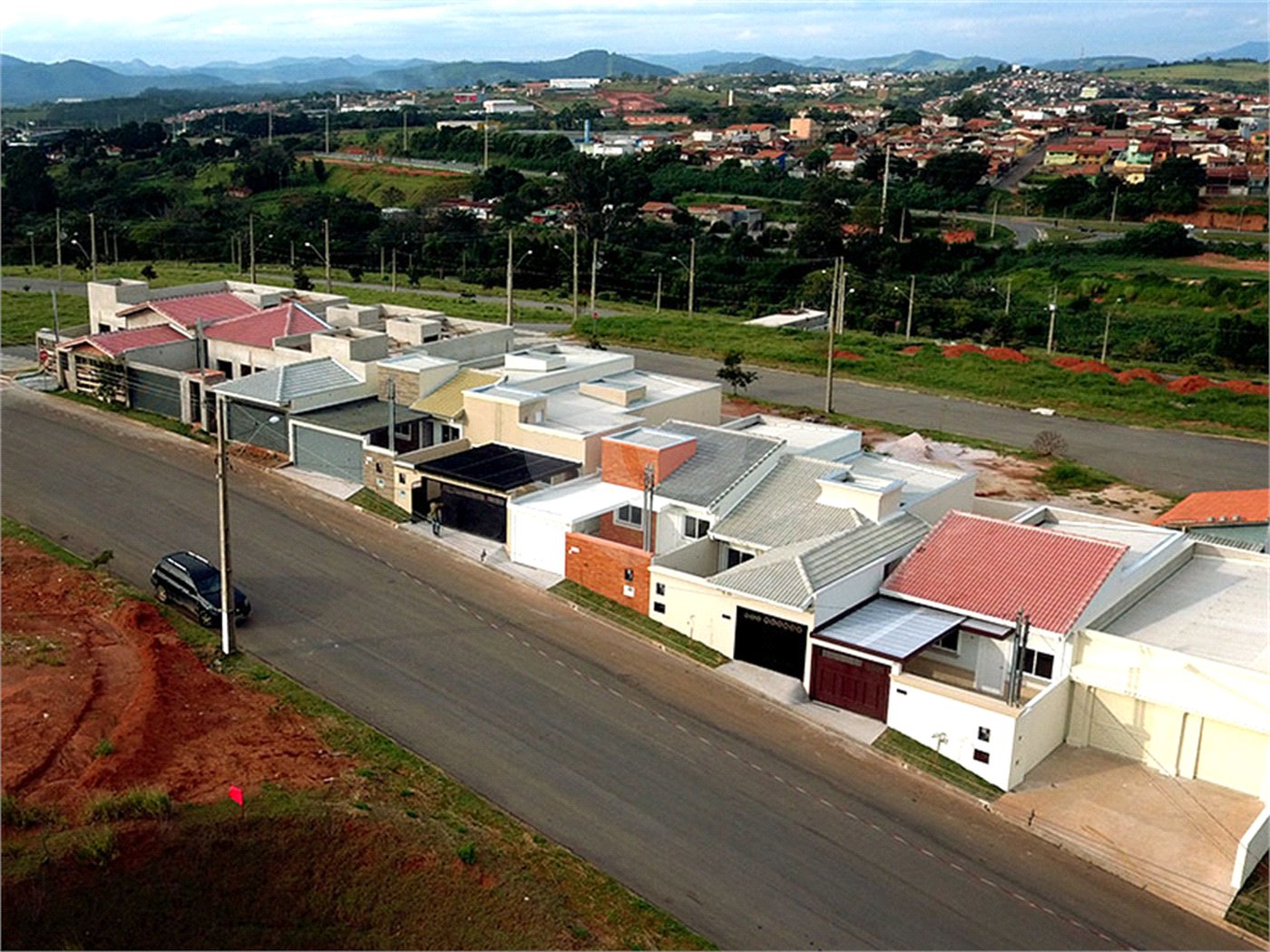 Terreno à venda no condomínio Loteamento Vila Romana, Bragança Paulista - SP