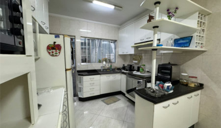 Casa à venda com 3 quartos, sendo 1 suíte,  em Jardim Imperador, Guarulhos, SP