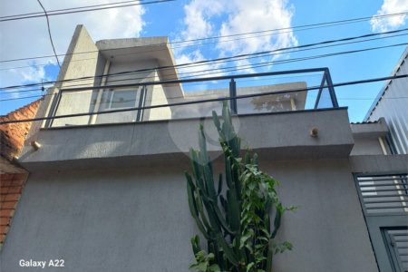 Sobrado à venda com 3 quartos, sendo 1 suíte, em Guaiaúna, São Paulo, SP