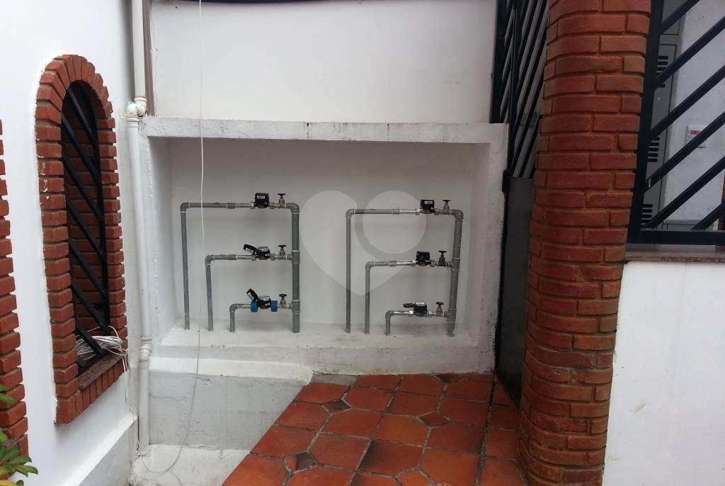 Sobrado à venda com 6 quartos em Vila Nova Cachoeirinha, São Paulo, SP