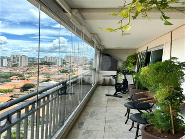 Apartamento à venda com 3 suítes em Vila Rosalia, Guarulhos, SP