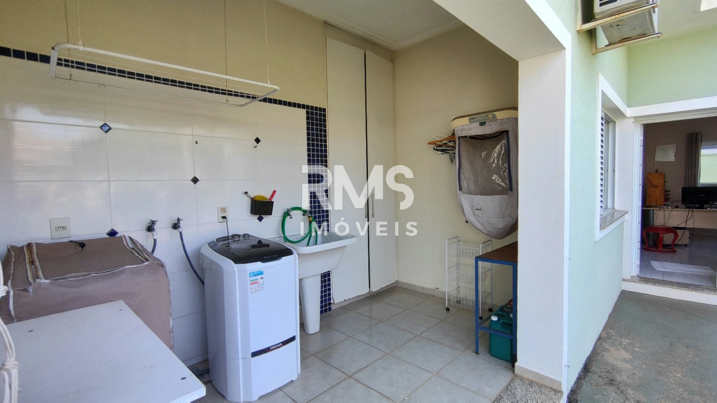 Casa à venda com 4 suítes no condomínio Parque Chapada DE Itu, Itu - SP
