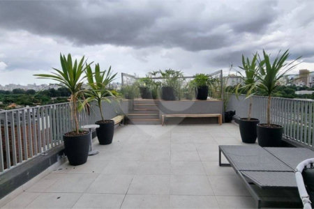 Apartamento à venda com 2 suítes em Moema, São Paulo, SP