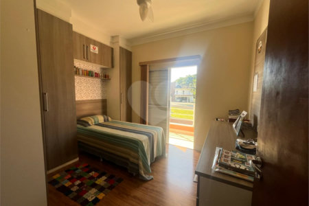 Casa à venda com 3 suítes no condomínio Lago da Serra, Araçoiaba da Serra - SP