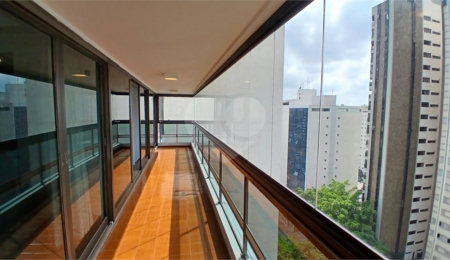 Apartamento à venda com 4 quartos, sendo 2 suítes, em Santana, São Paulo, SP