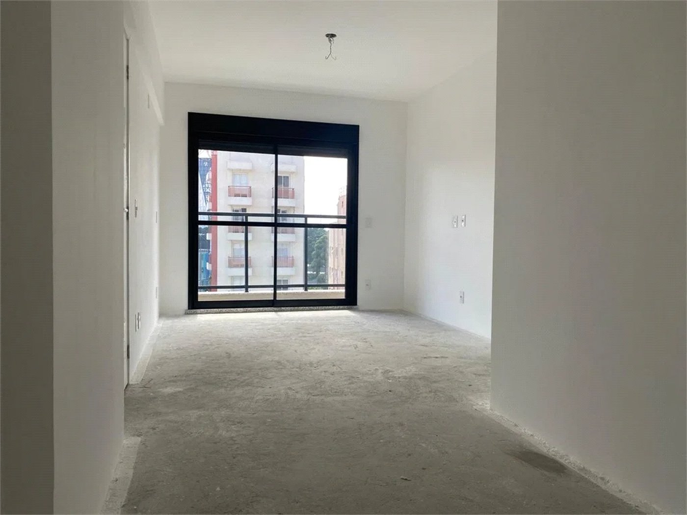 Apartamento à venda com 4 quartos, sendo 2 suítes,  em Pinheiros, São Paulo, SP