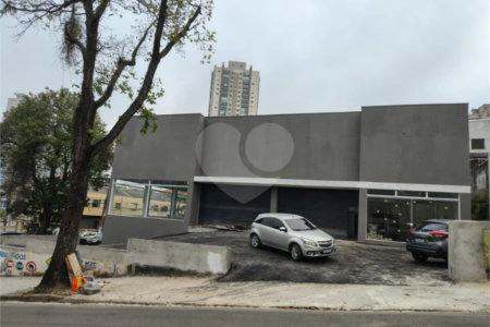 Galpão para alugar em Vila Gilda, Santo André, SP