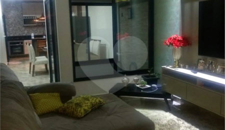 Casa à venda com 3 quartos, sendo 1 suíte,  em Residencial Vila dos Eucaliptos, Salto, SP