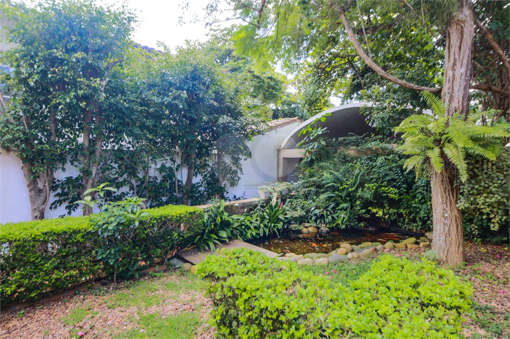 Casa à venda com 4 quartos, sendo 1 suíte,  em Interlagos, São Paulo, SP