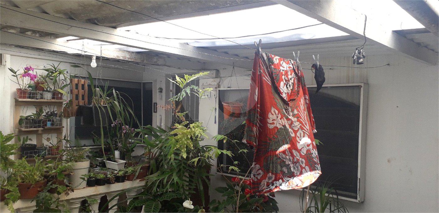 Casa à venda com 3 quartos em Jardim Regina, São Paulo, SP