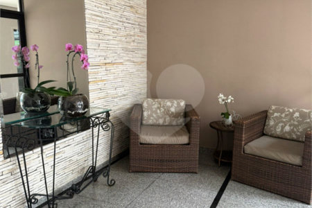 Apartamento à venda com 3 quartos, sendo 1 suíte, em Vila São João, Poá, SP