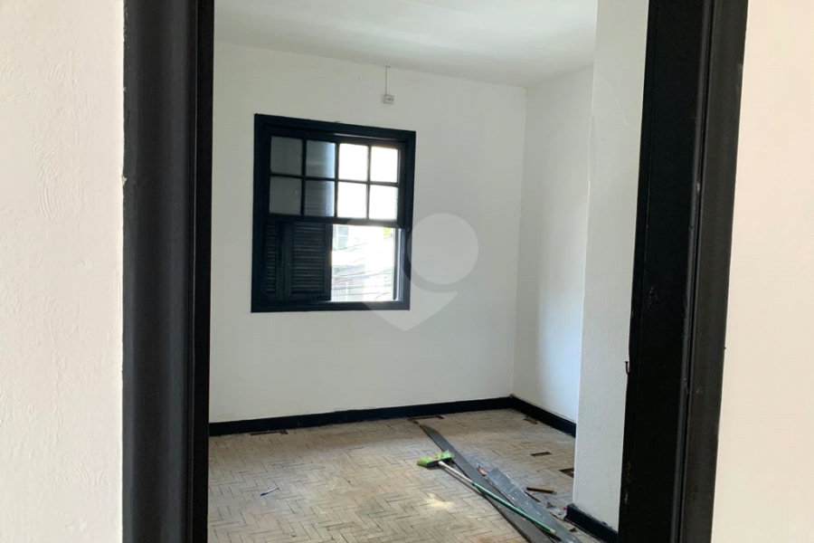 Prédio à venda com 6 quartos em Santana, São Paulo, SP