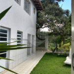 Casa à venda com 4 quartos, sendo 2 suítes, em Vila Petrópolis, Atibaia, SP