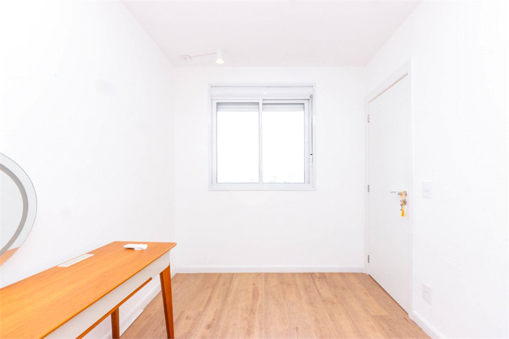 Apartamento à venda com 3 quartos, sendo 1 suíte,  em Vila Cruzeiro, São Paulo, SP
