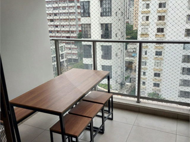 Apartamento para alugar com 2 quartos, sendo 1 suíte,  em Brooklin, São Paulo, SP