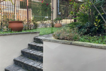 Casa à venda com 3 quartos, sendo 1 suíte, em Santo Amaro, São Paulo, SP