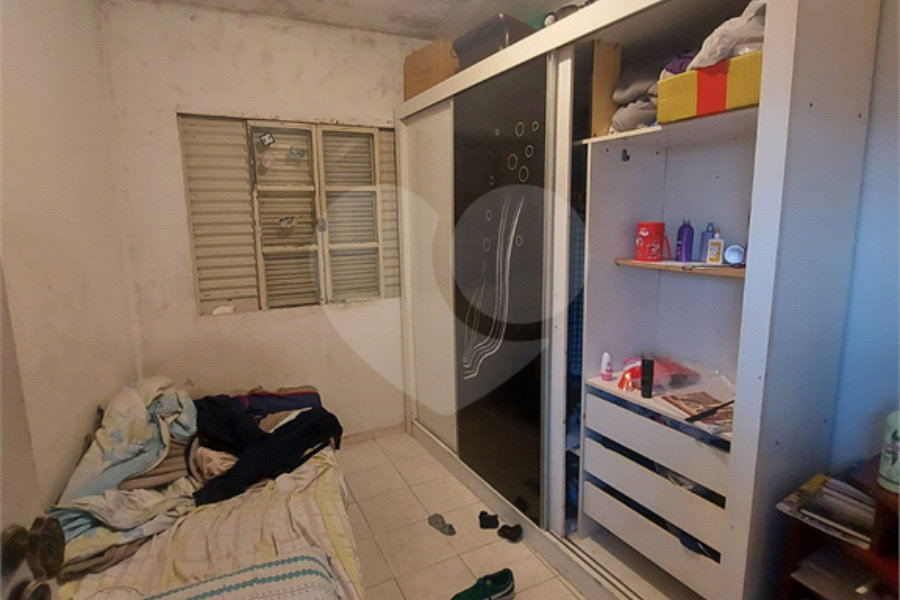 Sobrado à venda com 8 quartos no Brasilândia, São Paulo, SP