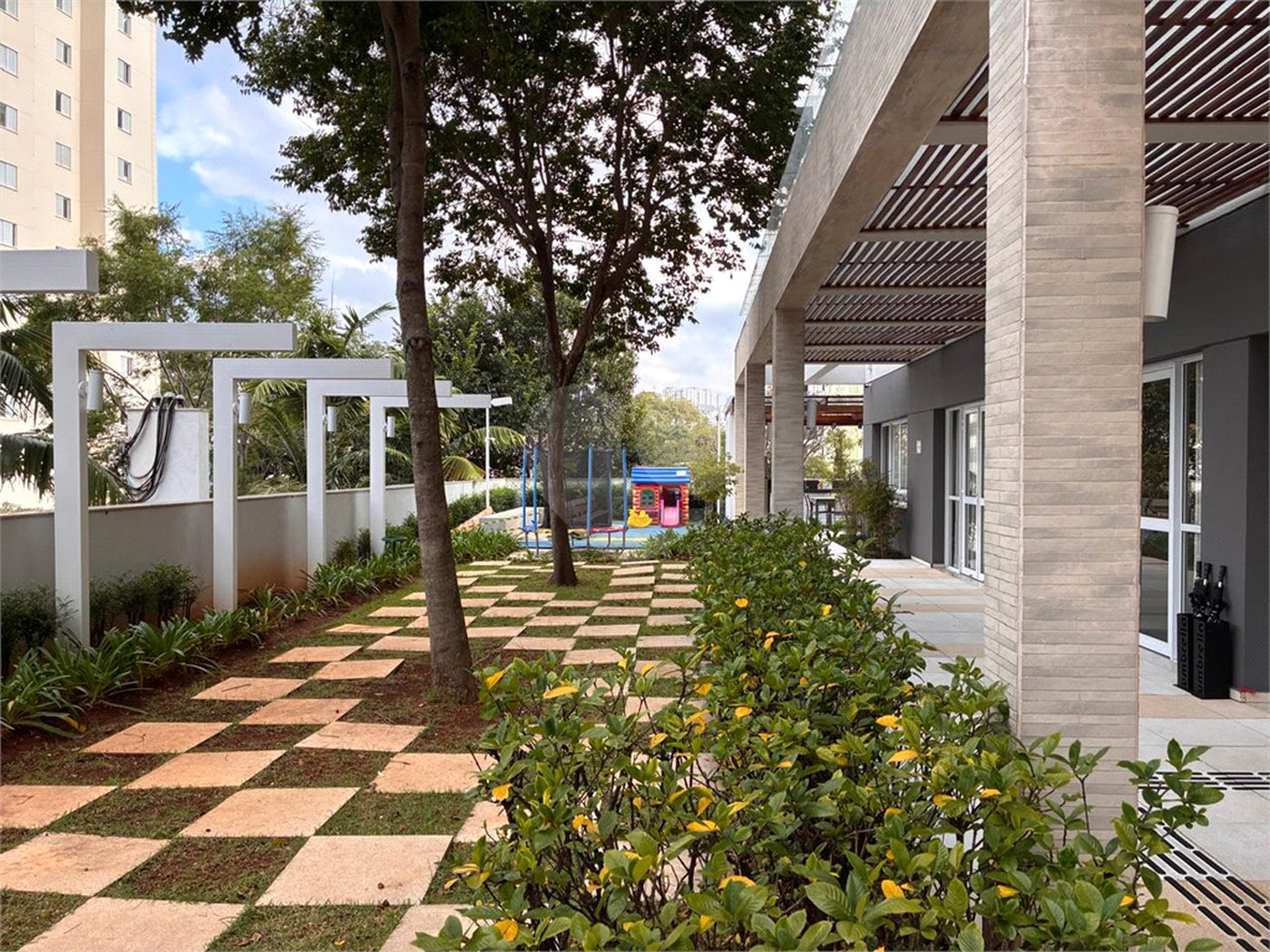 Apartamento à venda com 2 quartos, sendo 1 suíte, em Santa Teresinha, São Paulo, SP