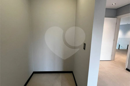 Casa à venda com 5 suítes no condomínio Palmeiras Imperiais, Salto - SP