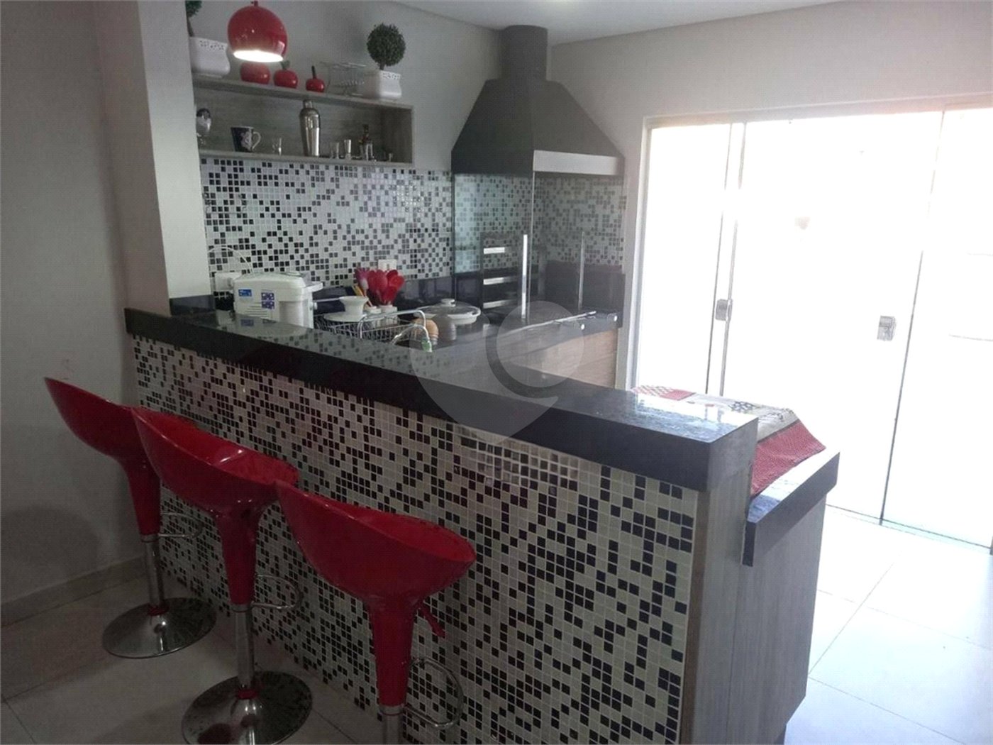 Casa à venda com 3 quartos, sendo 1 suíte, em Vila Assis, Sorocaba, SP