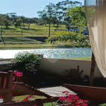Casa à venda com 4 quartos, sendo 2 suítes,  no condomínio Riviera de Santa Cristina XIII, Paranapanema - SP