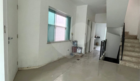 Sobrado à venda com 3 suítes em Santana, São Paulo, SP
