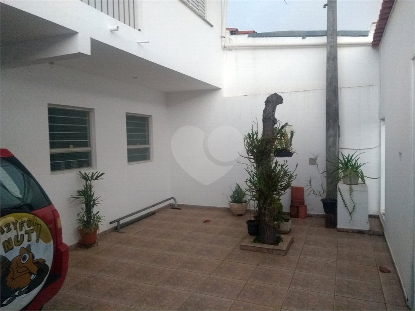 Sobrado à venda com 3 quartos, sendo 1 suíte, em Jardim Maria Antônia Prado, Sorocaba, SP