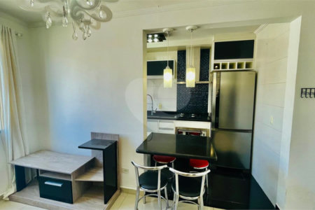 Apartamento à venda com 2 quartos em Vossoroca, Votorantim, SP