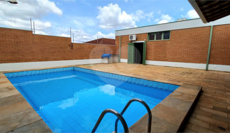 Casa à venda com 4 quartos, sendo 2 suítes,  em Jardim Sumaré, Ribeirão Preto, SP