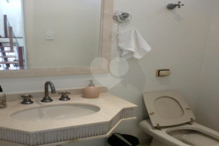 Casa à venda com 3 quartos, sendo 1 suíte,  em Butantã, São Paulo, SP