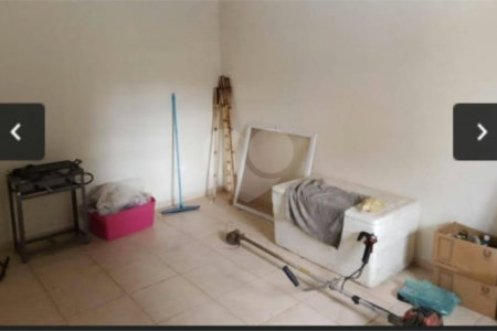 Chácara à venda ou para alugar com 4 quartos, sendo 1 suíte, em Vila Omízollo, Louveira, SP