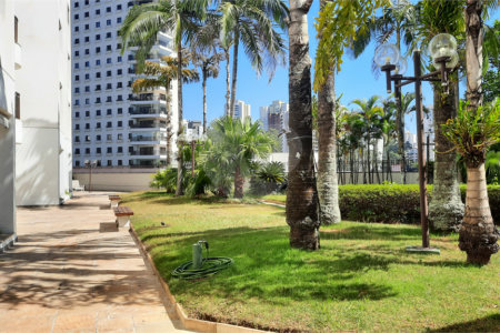 Apartamento à venda com 4 quartos, sendo 2 suítes, em Morumbi, São Paulo, SP